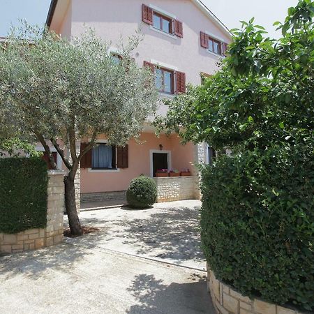 Guest House Ljubica ميدولين المظهر الخارجي الصورة
