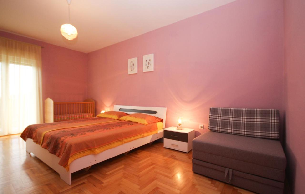 Guest House Ljubica ميدولين المظهر الخارجي الصورة