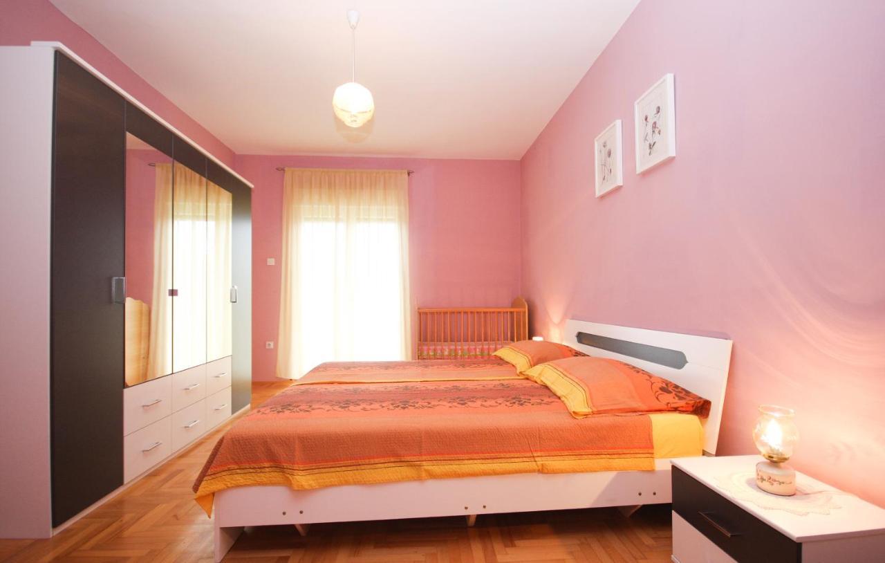 Guest House Ljubica ميدولين المظهر الخارجي الصورة