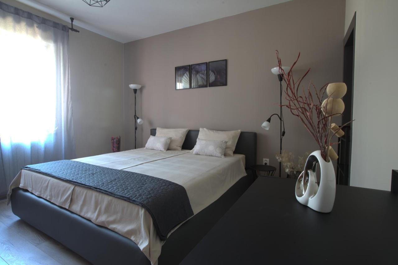 Guest House Ljubica ميدولين المظهر الخارجي الصورة